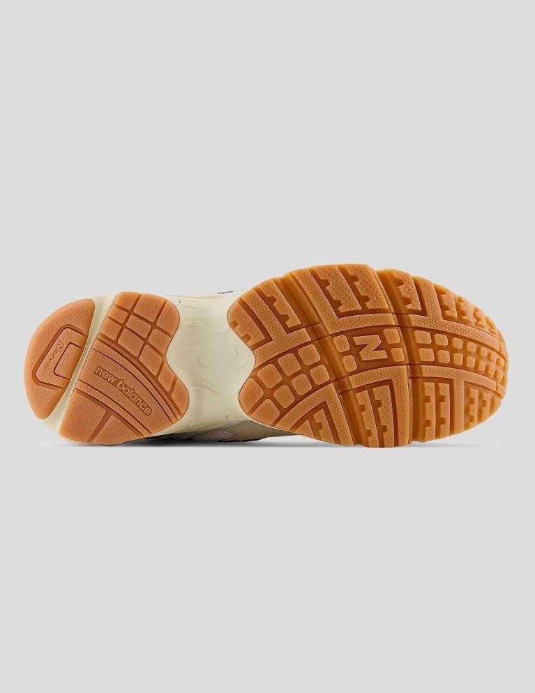 Zapatillas NEW BALANCE 725 t bone white/metallic silver